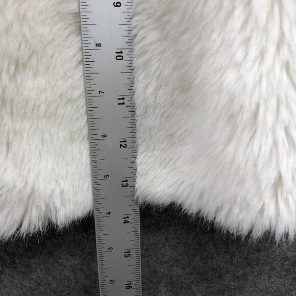 Kenneth Cole Reaction Girls 6X Faux Fur White Shrug Short Sleeve Jacket Formal - Picture 7 of 7